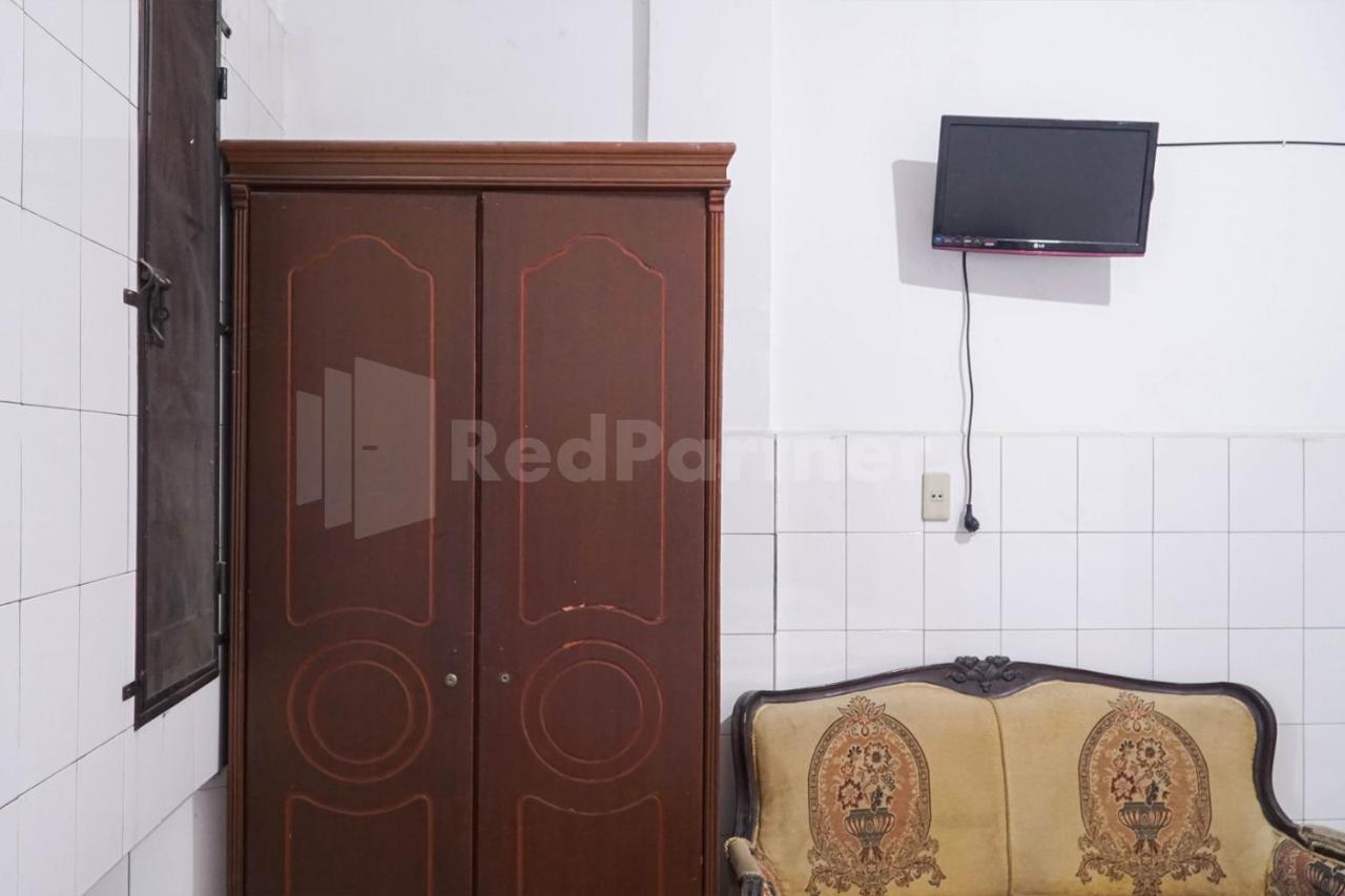 Edbert Guesthouse Near Lotte Grosir Medan Redpartner المظهر الخارجي الصورة